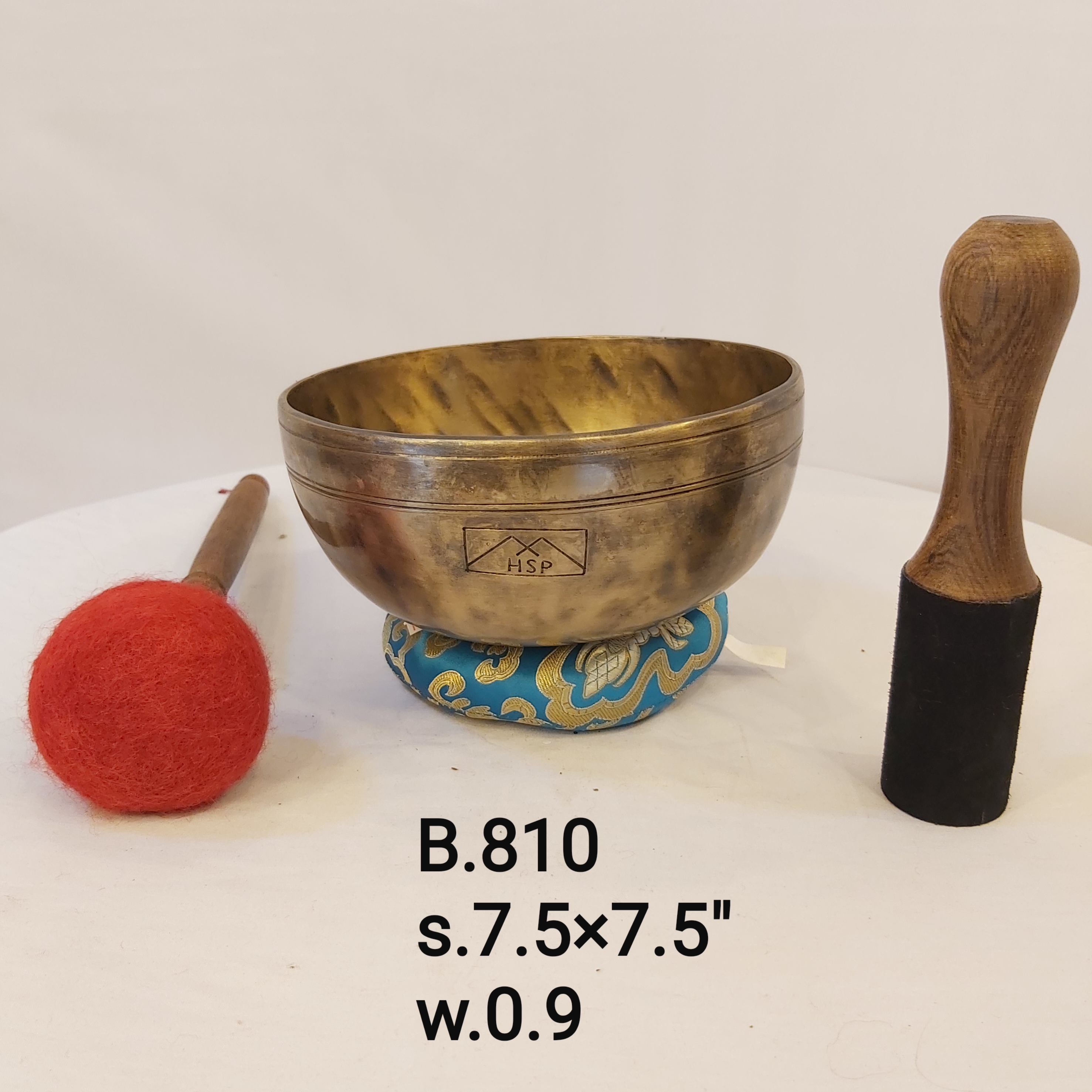 Fullmoon  set of 5 November 2025